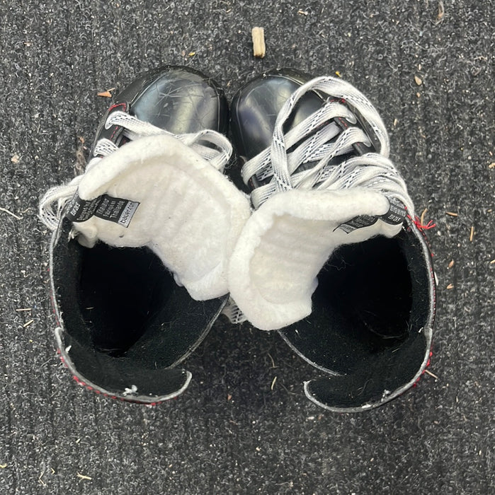 Used Bauer Vapor X40 Size 11 Youth Player Skates