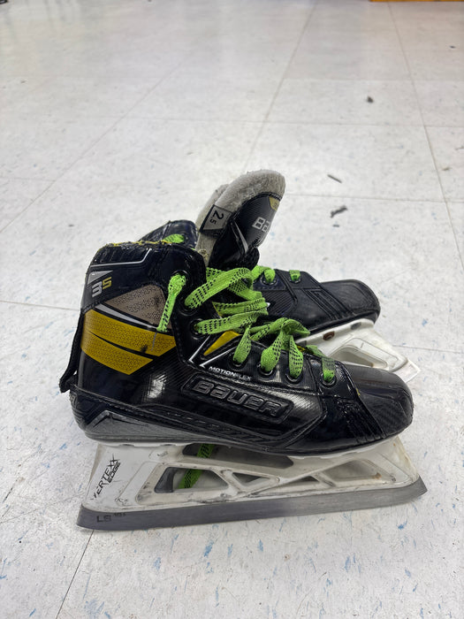 Used Bauer Supreme 3s Size 2.5 Junior Goal Skates