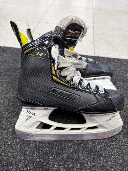 Used Bauer Supreme S27 Size 2.5D Skates