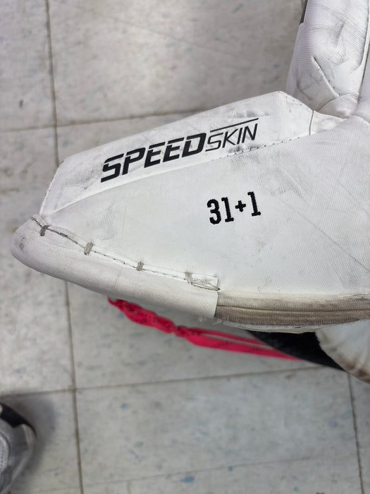Used CCM EFlex 5.9 Intermediate 31"+1" Leg Pads