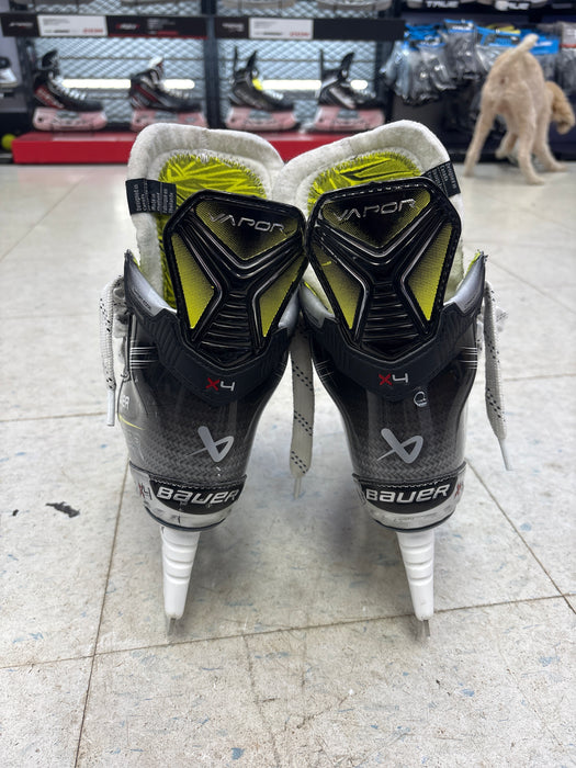 Used Bauer Vapor X4 Size 2.5 EE Skates