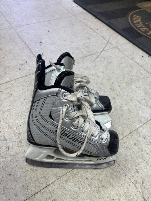 Used Bauer 22 Youth 9.0 Skates