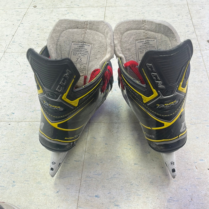 Used CCM SuperTacks 9370 Size 7.5 Player Skates