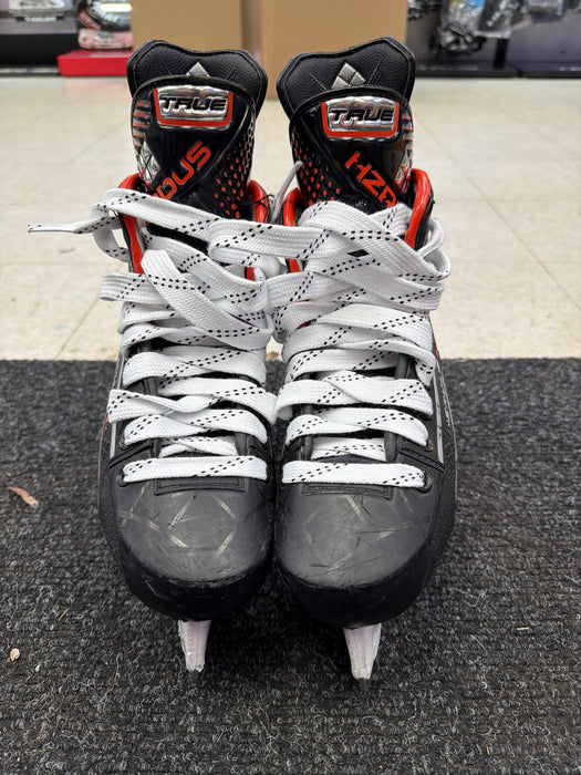 Used True Hzrdus 9x Size 5.5R Skates