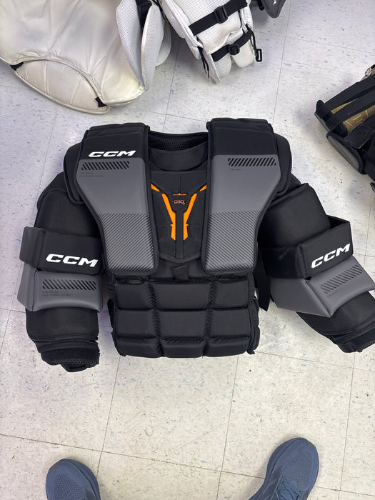 Demo CCM Pro Spec Senior Fit 1 Chest Protector