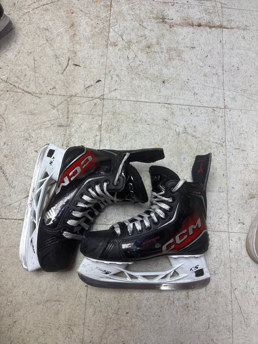 Used CCM FT 870 Skates Size 5.0 D