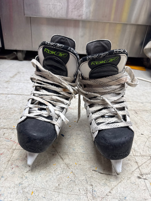 Used Reebok Talon Pump Skates Size 3.5