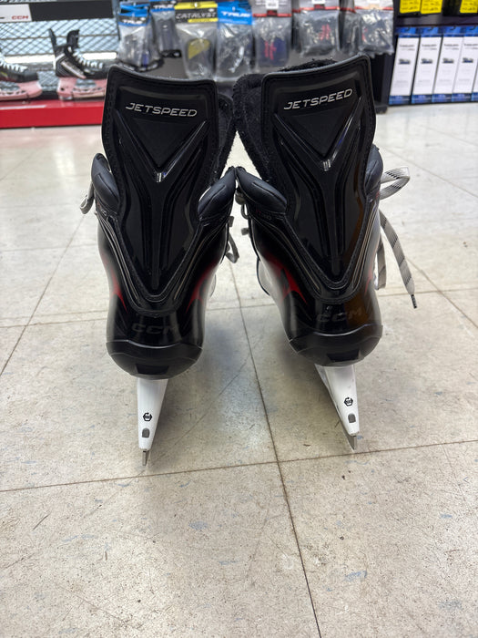 Used CCM Jetspeed FT880 Senior 11.0 R Skate