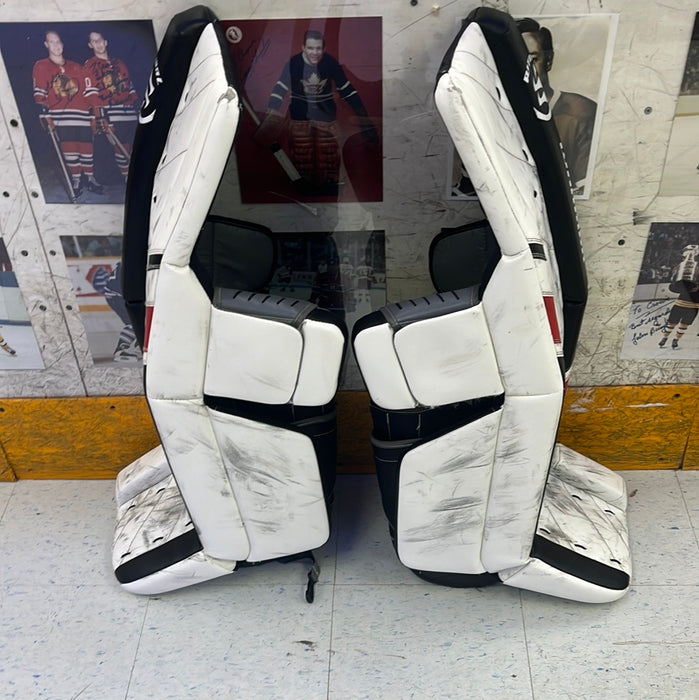 Used Warrior Ritual G3 36+1.5 Leg Pads