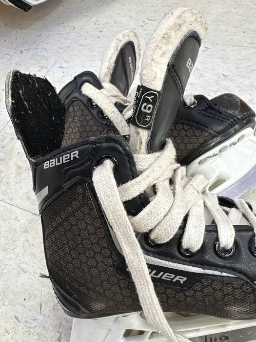 Used Bauer Charger 9D Youth Skates