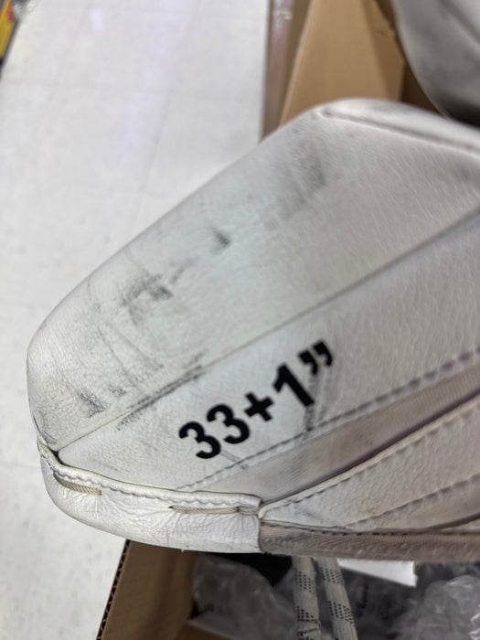 Used Brian’s Subzero7.0 33+1” Goalie Leg Pads