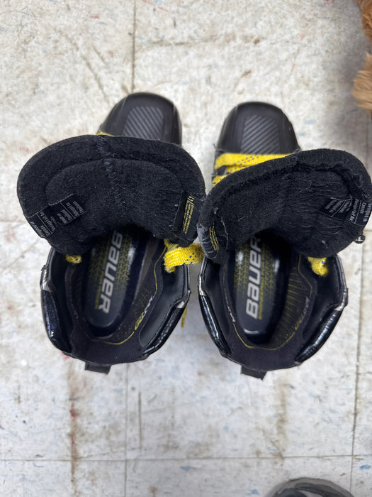 Used Bauer Supreme Ultra Sonic Goalie Skates 5.5D