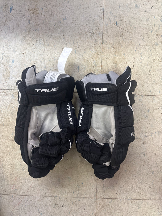 True Catalyst 7X3 Player Gloves Size 13”