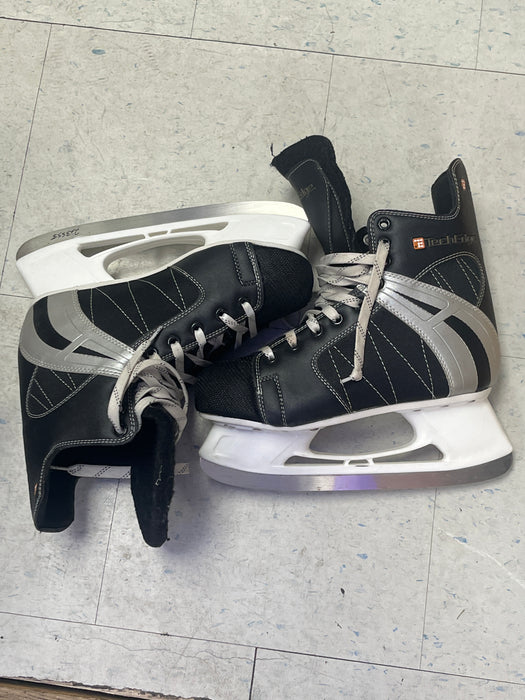 Used PowerTek Size 9 Skates