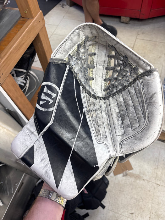 Used Warrior R/G7 Junior Catcher