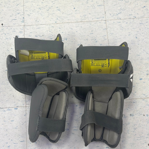 Used Warrior Ritual-X Junior Knee Pads