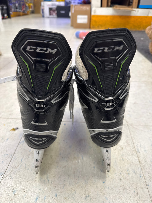 Used CCM Ribcore 78K Skates Size 4.0D