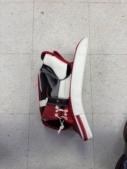 Used CCM Premier R1.5 Full Right Senior Blocker