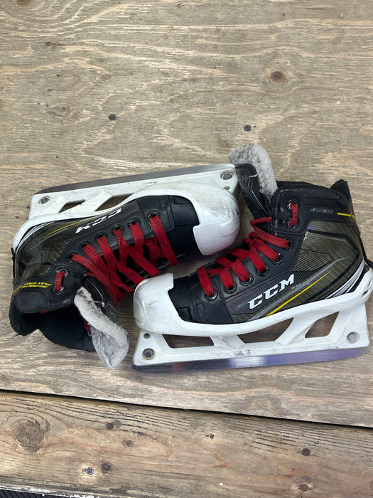 Used CCM Tacks 9060 Size 13 Youth Goal Skates