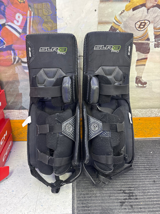 Used Vaughn SLR3 Pro 32+2 Senior Goal Pads