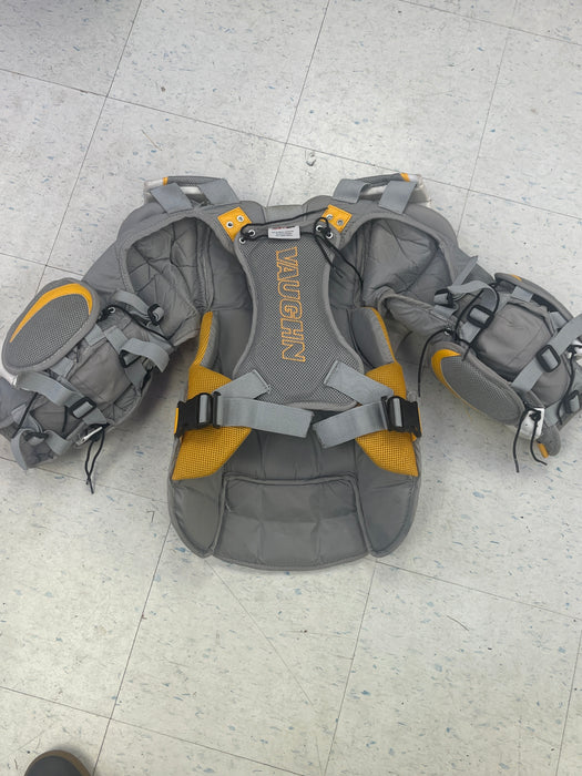 Used Vaughn Ventus LT68 Junior Large Chest Protector