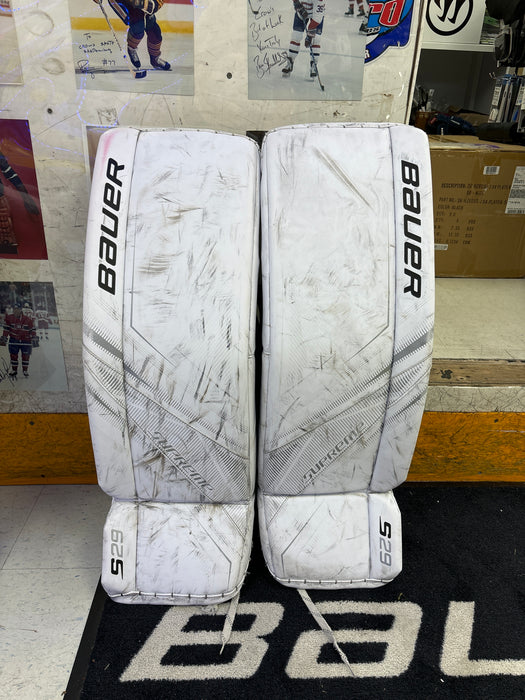 Used Bauer Supreme S29 Size Senior Large (35+) Goal Pads