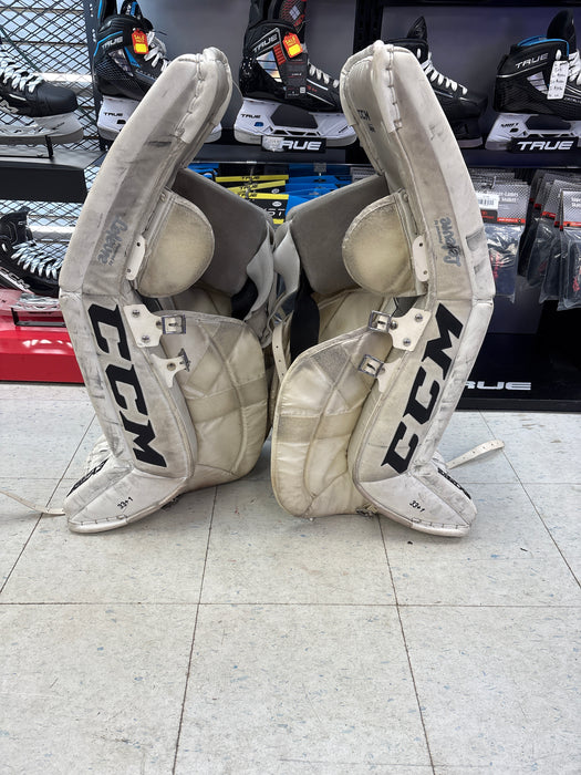 Used CCM Extreme Flex III Senior 33"+1" Leg Pads