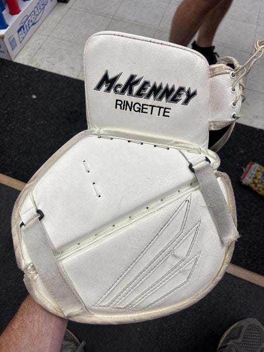Used McKenney Pro Spec 870 Senior Ringette Keely