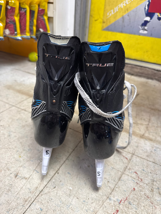 Used True TF9 Skates Size 5.0R