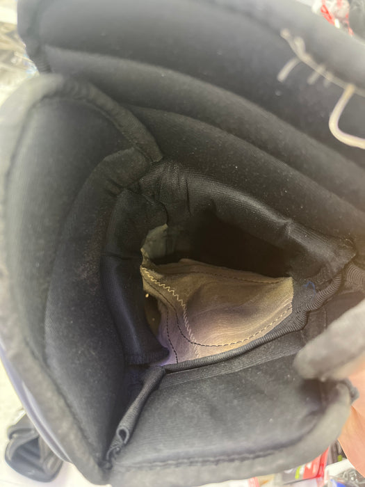 Used Bauer Supreme 2000 15" Gloves