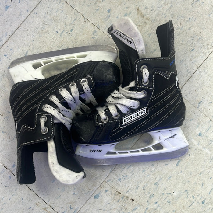 Used Bauer Nexus 4000 Size 10 Youth Skates