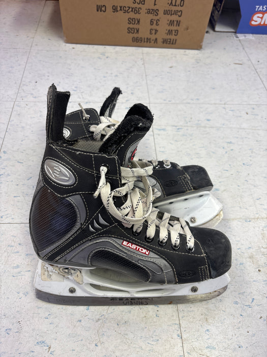 Used Easton Synergy 500 Size 5.5D Skates
