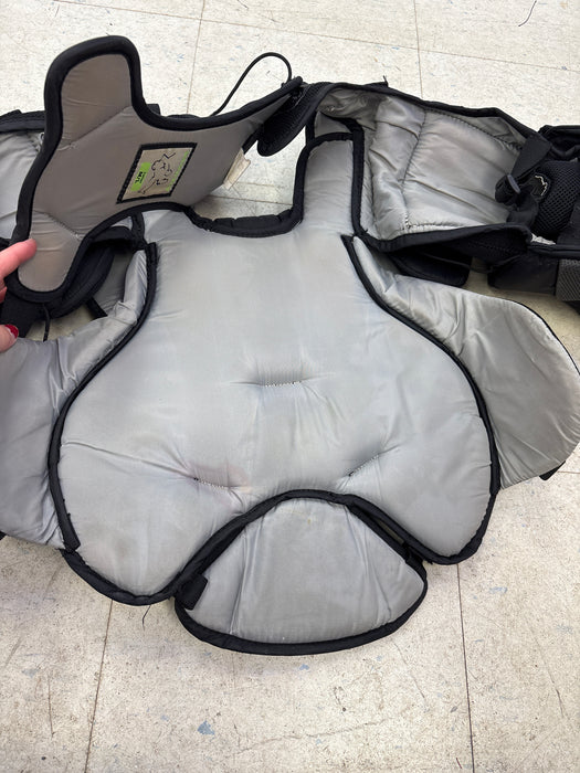 Used Vaughn VE8 Junior Medium/Large Chest Protector