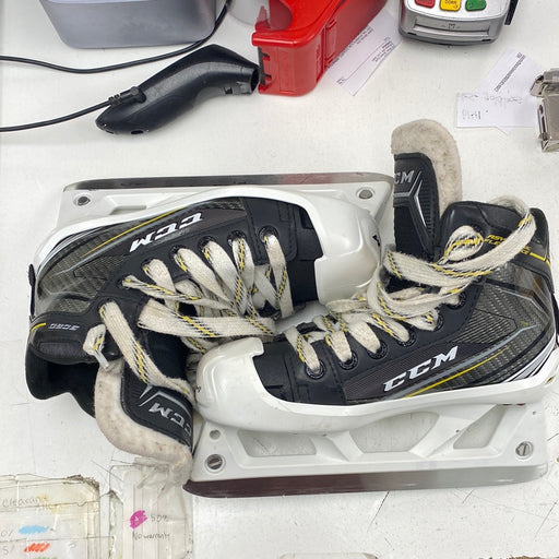 Used CCM Tacks 9060 Size 1.5D Goal Skates