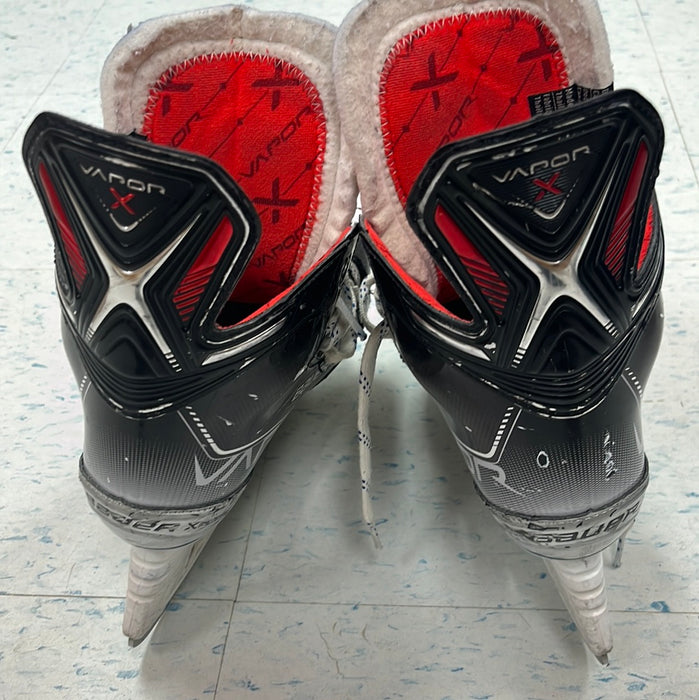 Used Bauer Vapor X3.7 Size 4.5 Player Skates