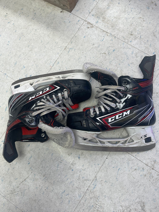 Used CCM JetSpeed FT490 Size 4.5 Skates