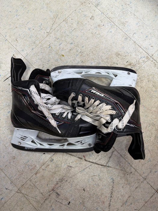Used CCM JetSpeed 280 Size 5.5D Skates