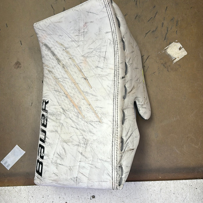 Used Bauer Vapor Hyperlite Senior Blocker