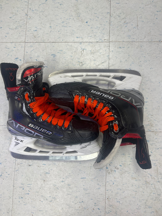 Used Bauer Vapor 3X Size 8.5 Fit 3 Skates