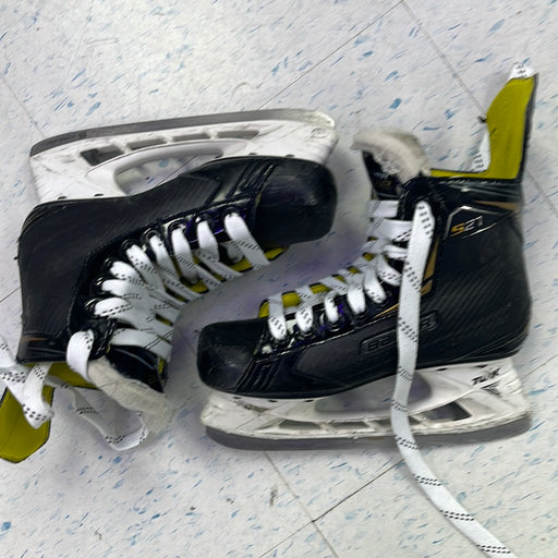Used Bauer Supreme S27 Size 4.5 Player Skates