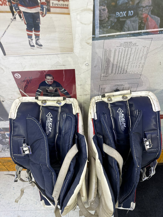 Used CCM Extreme Flex 760 30+1” Goalie Leg Pads