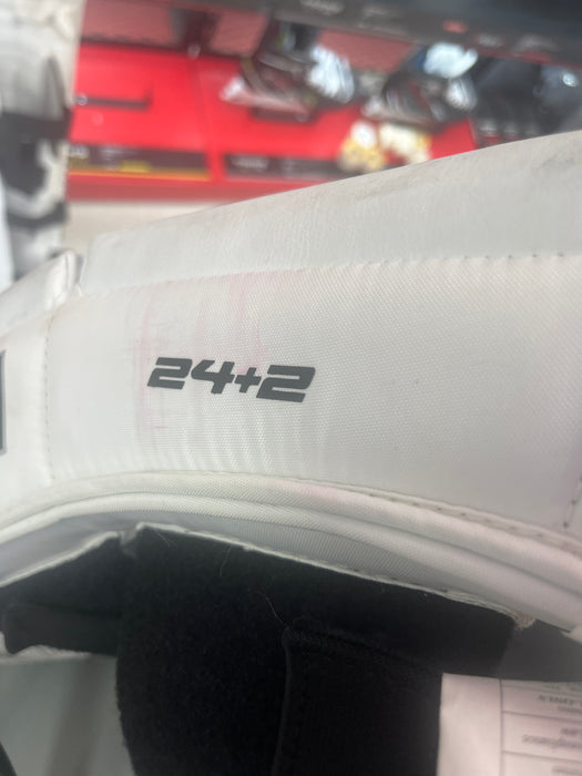 Used Vaughn Velocity V9 24+2 Youth Goal Pads
