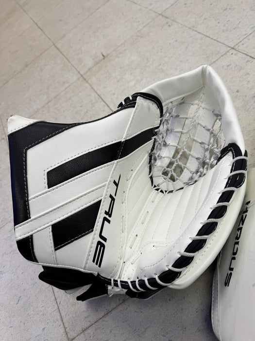 DEMO True HZRDUS 9x4 Goalie Catcher Blocker Set Senior