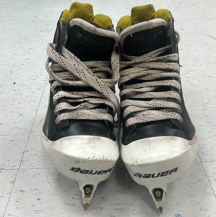 Used Bauer Supreme One80 Size 5 Goal Skates