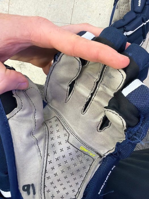 Used Bauer Supreme Mach 14” Gloves