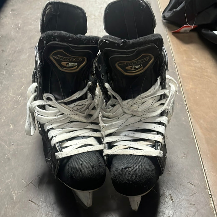 Used Bauer Supreme 5000 Size 8 Player Skates