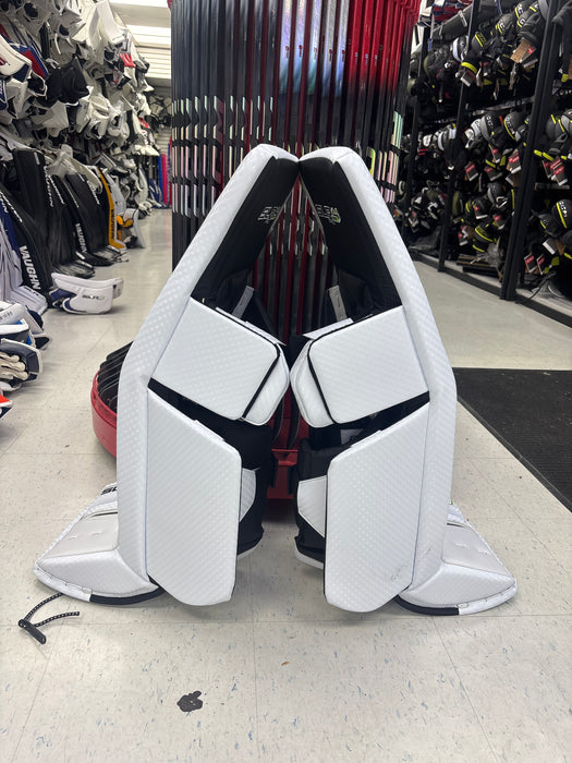 Demo Vaughn Ventus SLR4 Senior 33+2” Goal Set