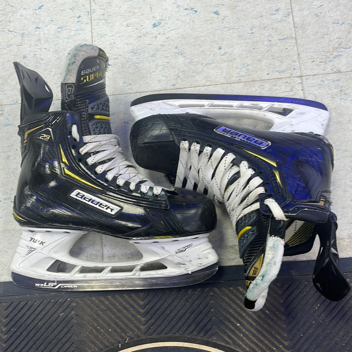 Used Bauer Supreme 2S Pro Size 6 Player Skates