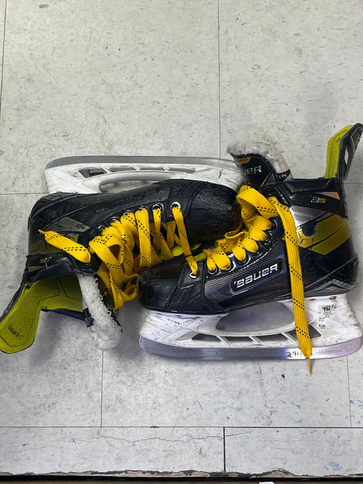 Used Bauer Supreme 3S Size 5.5 Skates