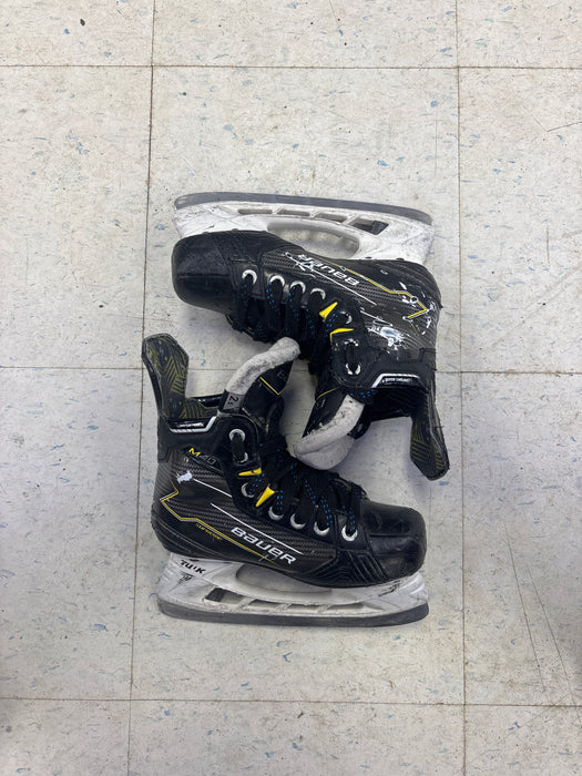 Used Bauer Supreme M40 Junior 2.5 EE